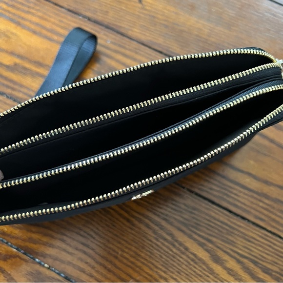 Lululemon black double pocket wallet wristlet - Picture 2 of 8